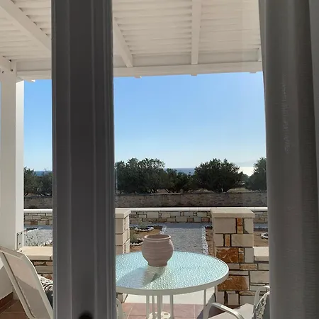 Апартаменты Sea And Salt Naxos 1 *